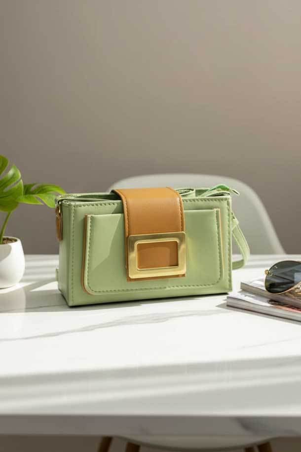 کیف دوشی زنانه